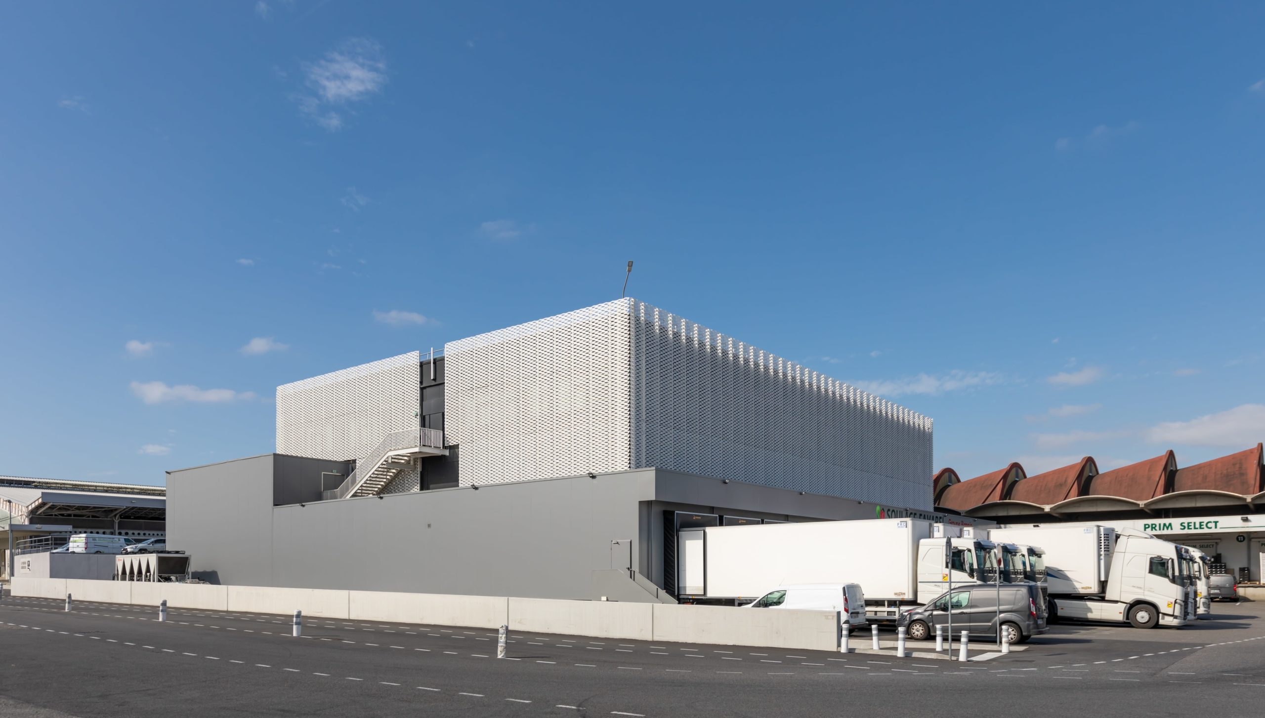 vue arrière extérieure bâtiment M.I.N Toulouse